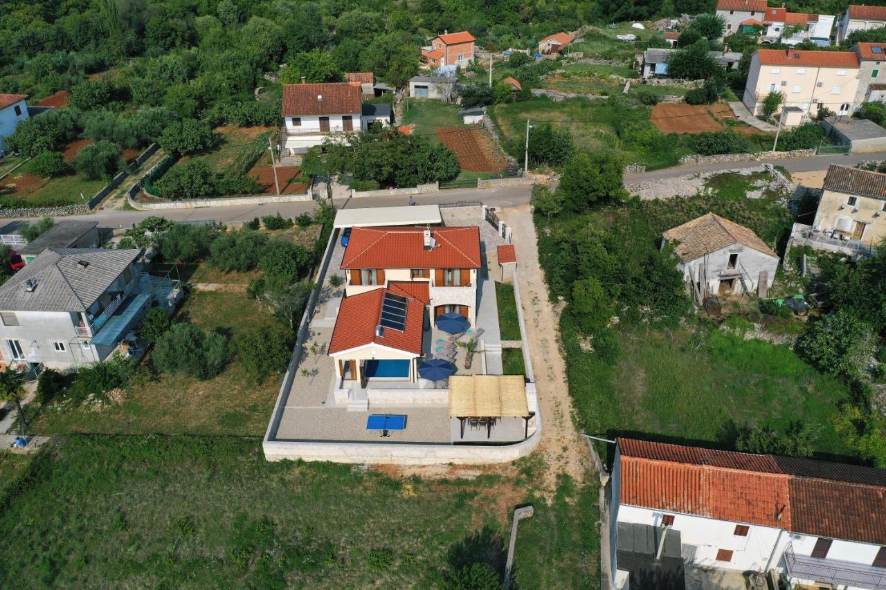 Villa Muskatel -With Heated Pool Brzac Luaran gambar