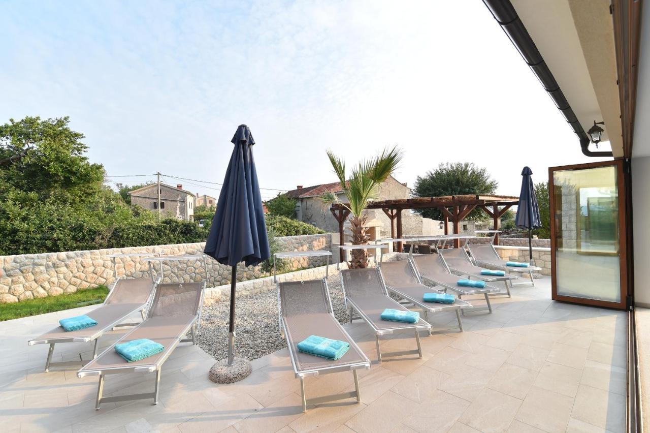 Villa Muskatel -With Heated Pool Brzac Luaran gambar
